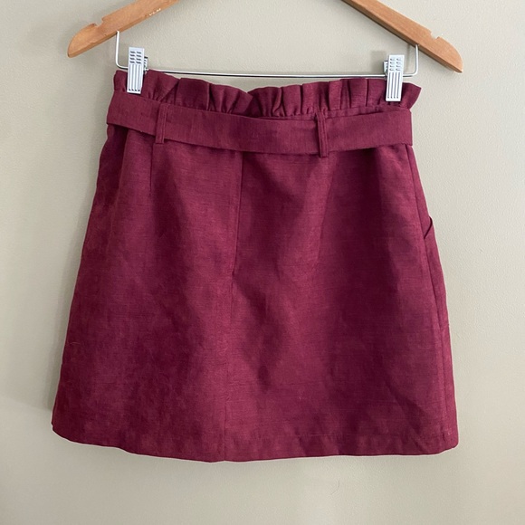 Main Strip: Maroon Skirt With Tie and Zipper - Picture 4 of 16